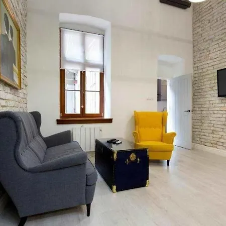 Apartment Vintage Vibe: Your Escape Budapest