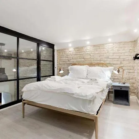 Apartment Vintage Vibe: Your Escape